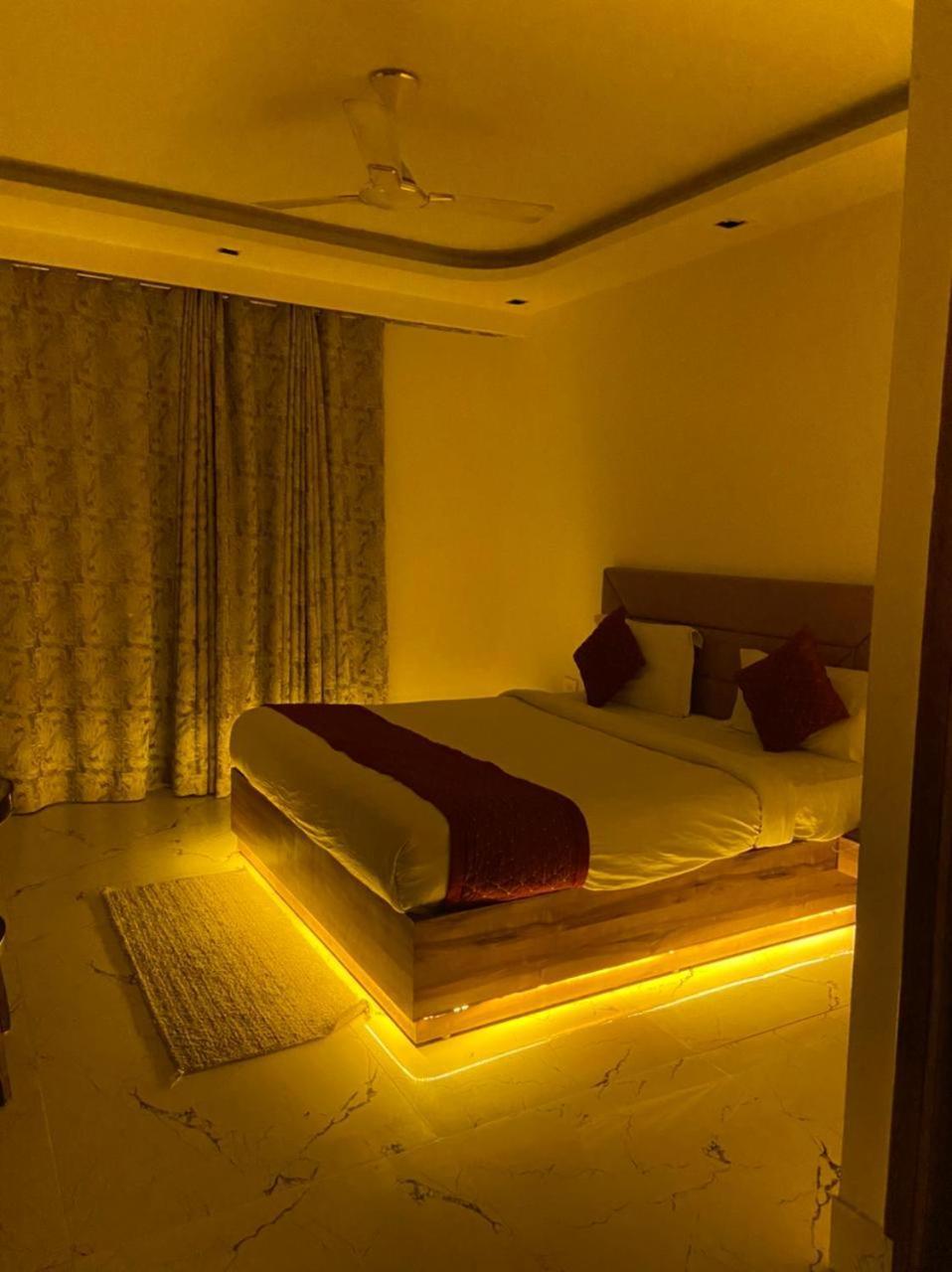 Hotel Royal Paradise By Kdson Nowe Delhi Zewnętrze zdjęcie