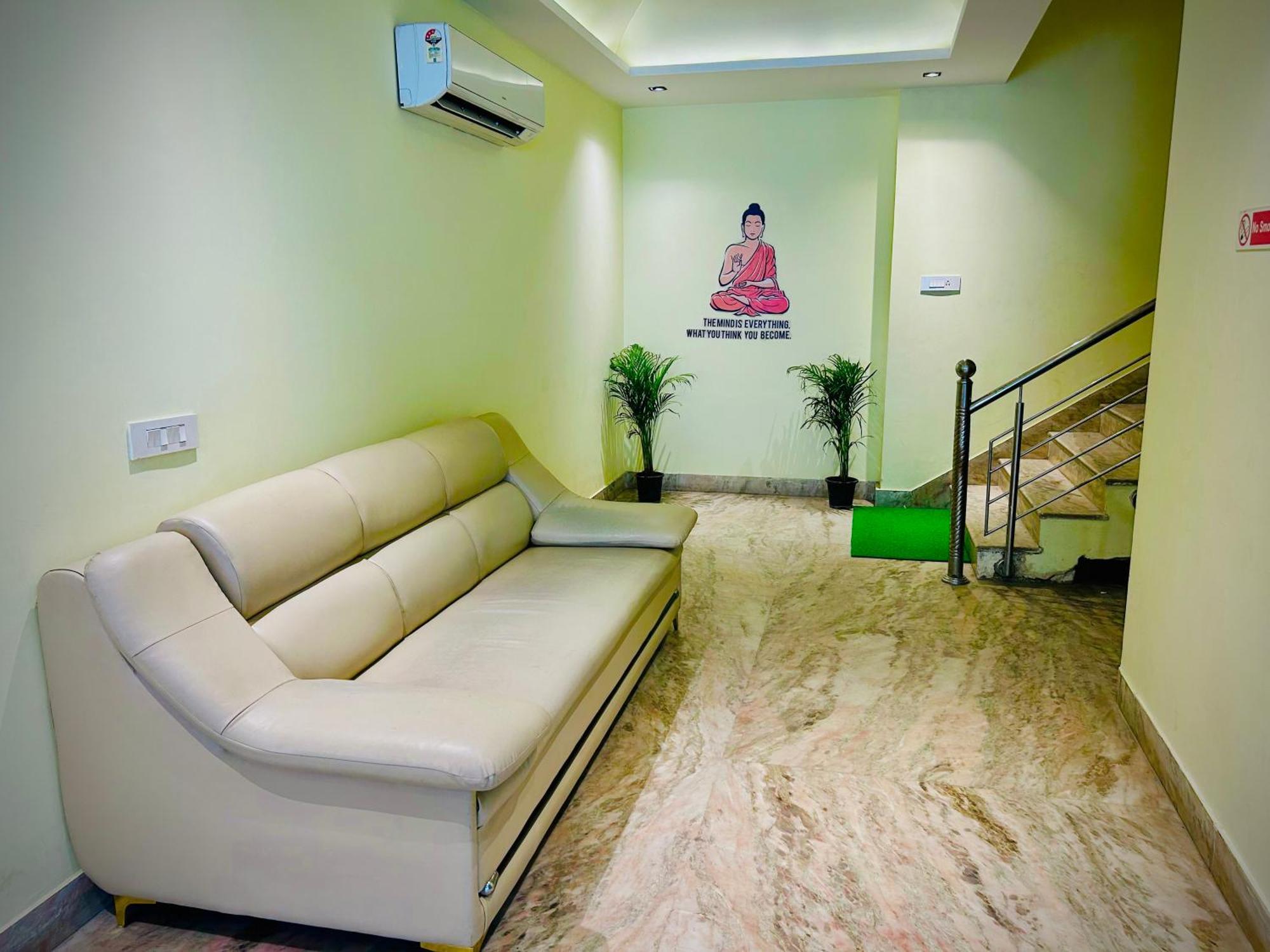 Hotel Royal Paradise By Kdson Nowe Delhi Zewnętrze zdjęcie